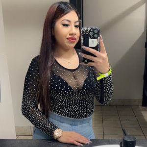 Meet your Posher, Cristina